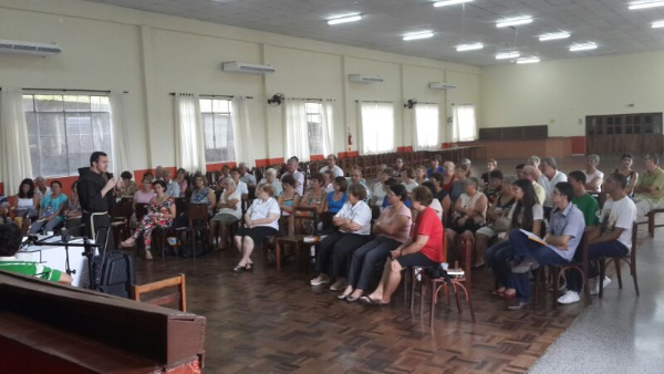 Encontro amigos de São Francisco e Santa Clara